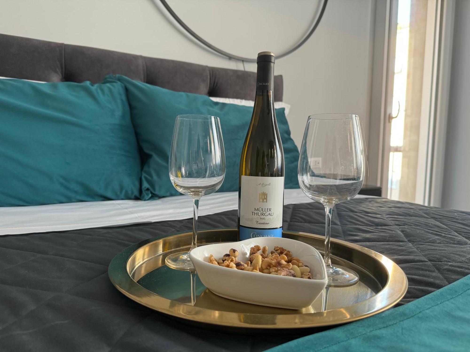 Meg Glamour Suite Milano Vicino I Navigli Екстер'єр фото